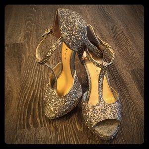 6.5 Silver Glitter Gianni Bini heels.